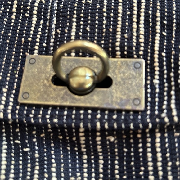 Twig & Arrow Black & Gold Fabric Small Crossbody - Picture 4 of 6